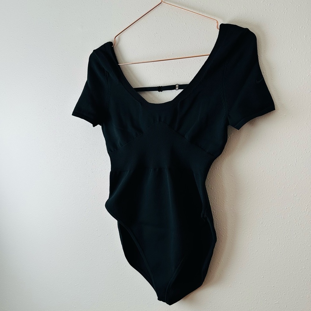 New Nike Sportswear Chill Knit Women's Tight Sweater Short Sleeve Bodysuit Black - Picture 8 of 10